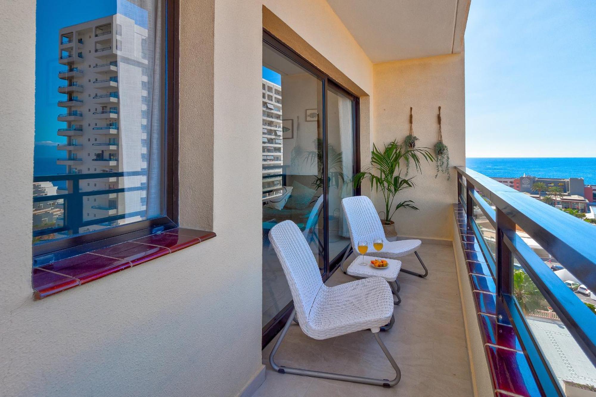 Paradise View Family Apartment By Altamarhomes アデヘ エクステリア 写真
